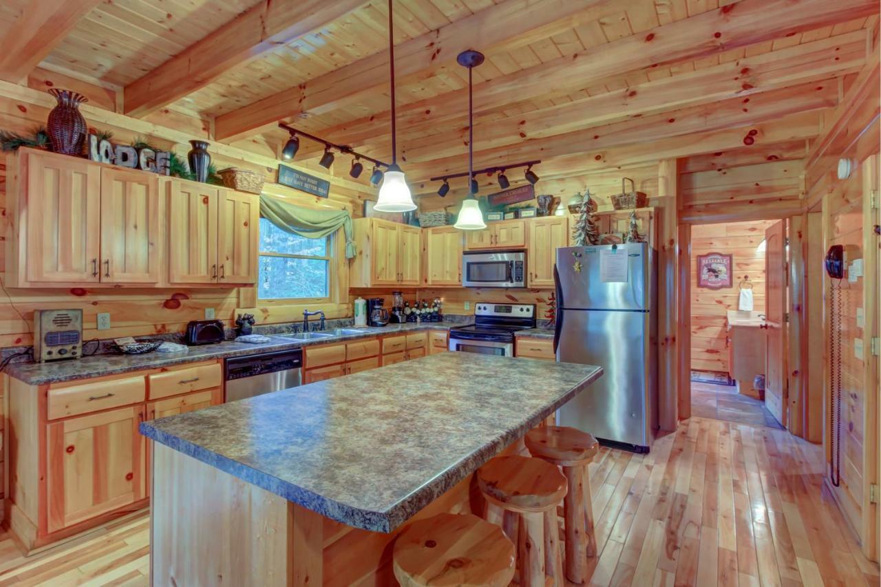Bearfoot Retreat Villa Waldens Creek Exterior photo